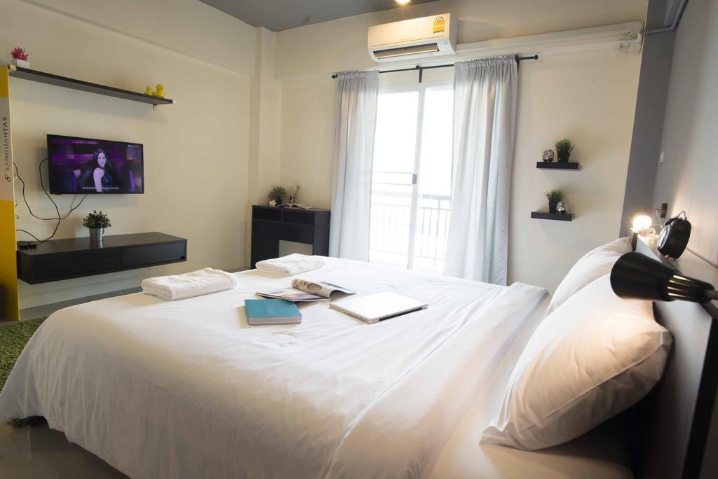 A18 Hotel Nonthaburi Exterior photo