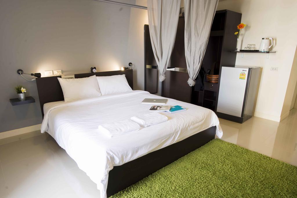 A18 Hotel Nonthaburi Exterior photo